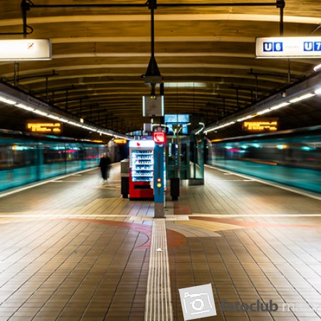 2024 U-Bahnfotografie Frankfurt - Arndt Schlüter &quot;Oper&quot;